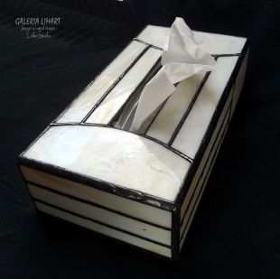 Eleganckie pudełko na chusteczki wzór art deco.